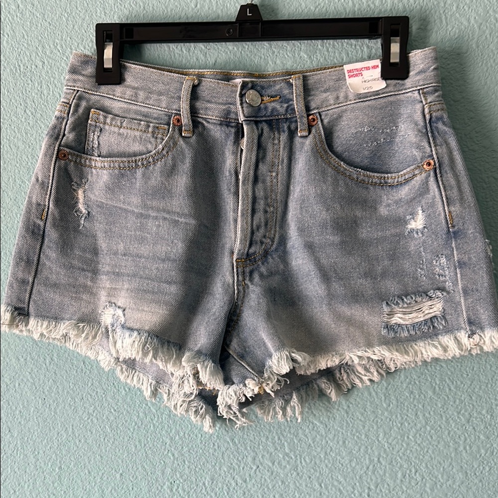 NWT Denim Women Shorts Destructed Hem, High Rise Size 25